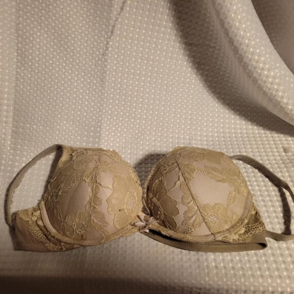 Victoria's Secret Other - 36B Body by Victoria Lace Padded Biege Lined Pigeonnet push up bra